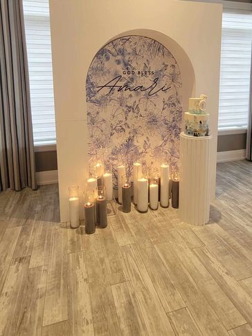 Square arch rental
Arch rental 
Wedding arch 
Baptism decor 
Bridal shower
Wedding decor