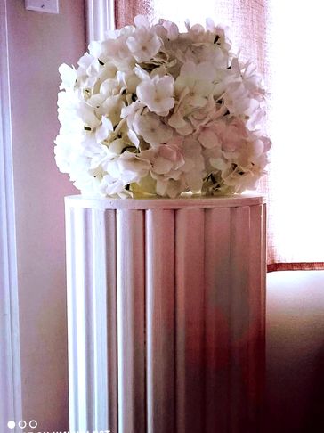 Flower Balls 
Wedding Flowers 
Flower Rentals 
Event Flowers