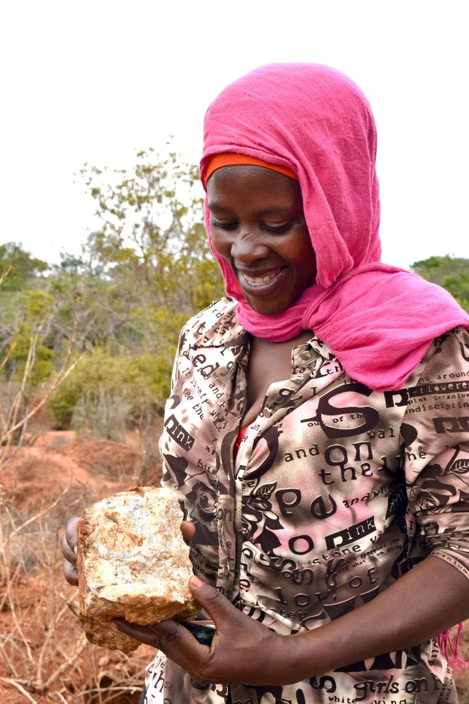 Hadijah shows her prospecting skills