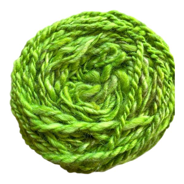 Lime is a Cormo hand spun yarn. 50g