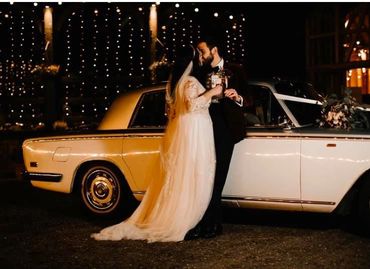 BRAY Wedding Cars. Pearl (1970 Silver Shadow 1). Enjoying a beautiful Wedding.