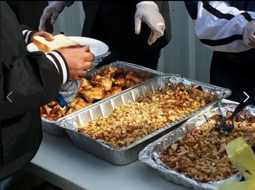 feeding the community, thanksgiving