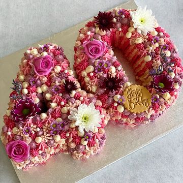Number Letter Cake with a theme