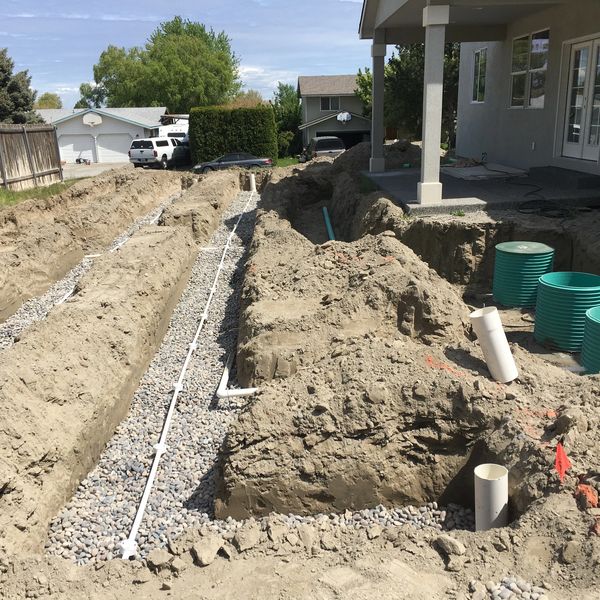 tight quarters engineered septic system install. KENNEWICK, WA