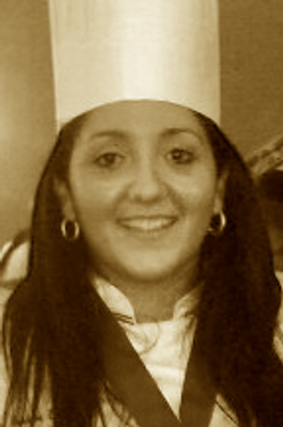Italian pastry chef & macaron expert, fresh baked daily