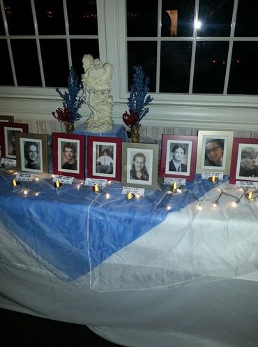 Memory table of those classmates that have passed away.