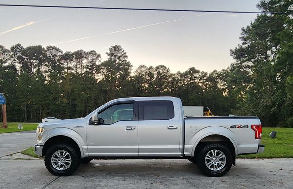 2016 Ford F-150 SuperCrew Cab Lariat
