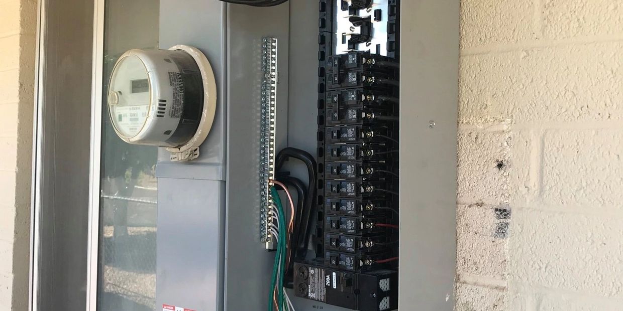 200 amp panel upgrade near me