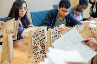 Make love bags for children in need