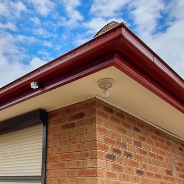 new colorbond gutter and fascia cover in manor red