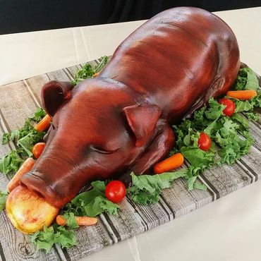 Roast pig cake