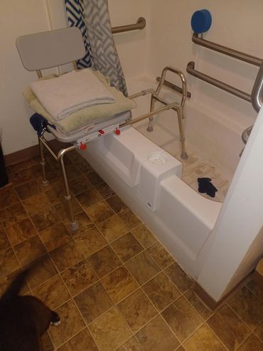 ADA Accessible Bathtub Entrance Door