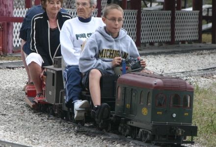 Illinois Terminal RR Co. #1575 is another model of an electric locomotive or “motor”. The unique thi