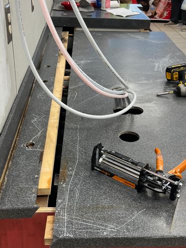 BROKEN STORE COUNTER TOP