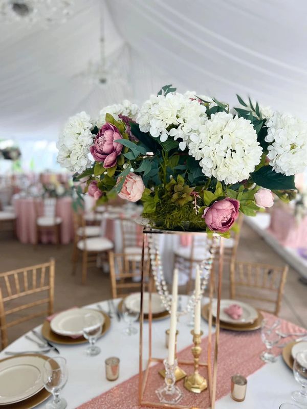 Custom floral arrangement, pink, blush, hydrangea