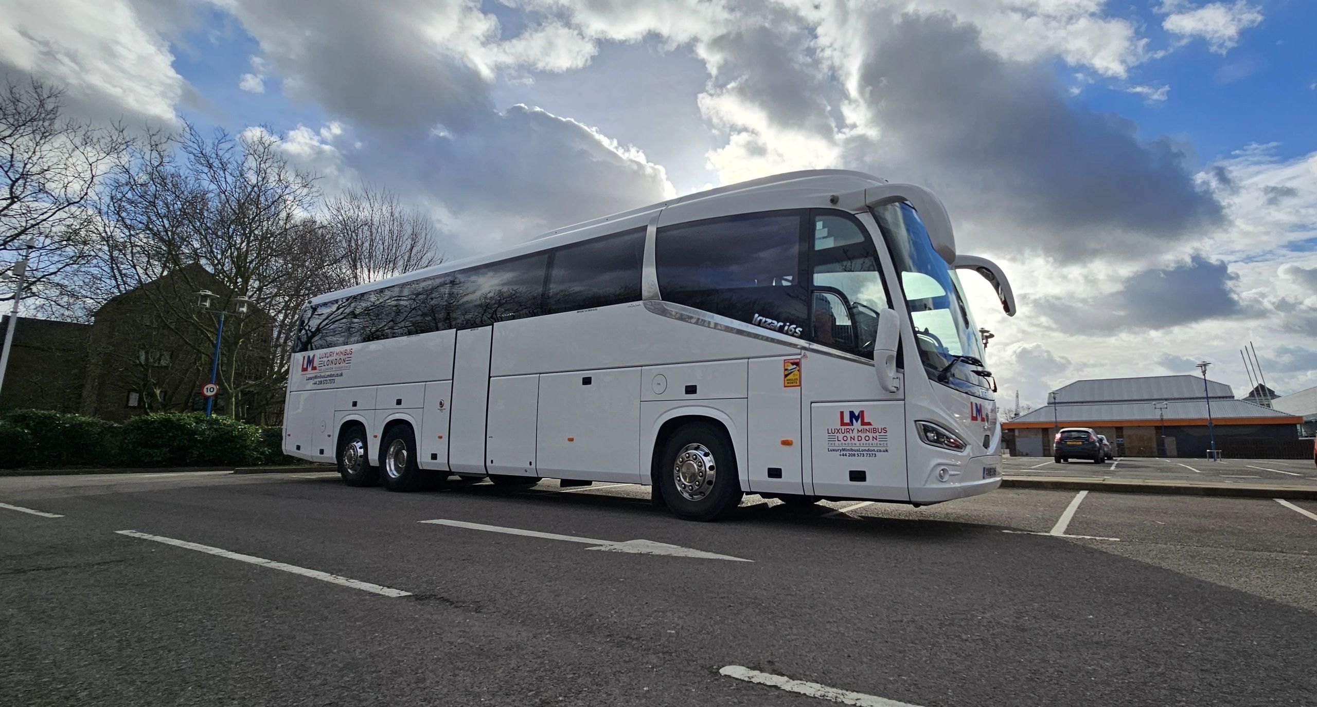 53-seater Premium Coach with reclining seats. 
Coach : Scania Irizar I6S