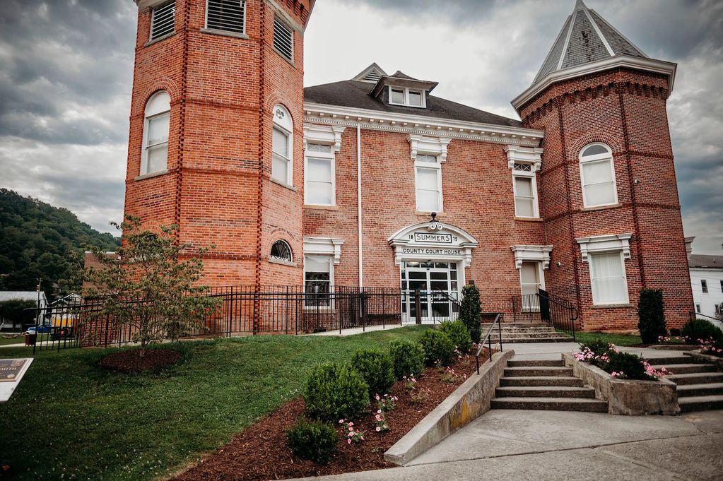 Summers County Courthouse