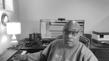 Making music again? Caught in the Act!