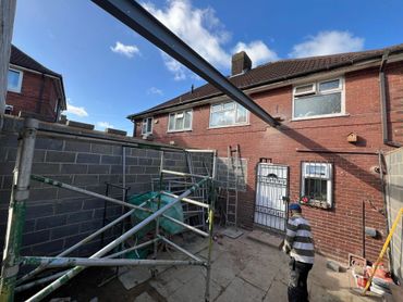 We specialise in home extensions, adding extra rooms or expanding spaces in existing homes. Whether you need more living space, bedrooms, or a larger kitchen.