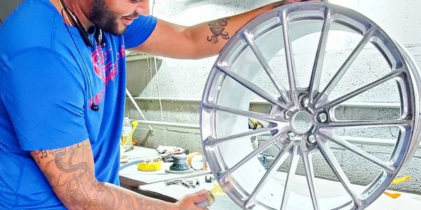 Wheel Polishing and Repair Vossen Forgiato Asanti HRE Wheels Rims Ceramic Polisher Fix Wheels Custom