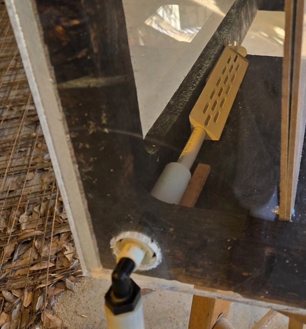 Vented Hive Beetle Trap