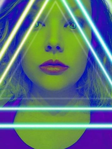 woman with red lipstick