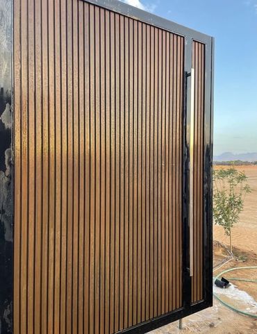 Lambrin Exterior para recubrimiento de puertas