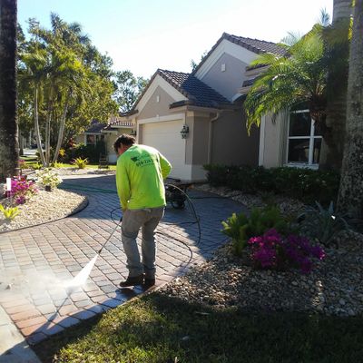 Pressure Cleaning Makes a huge difference of how clean a home or business may look. Weston Hills, FL