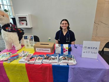 volunteers at attending Glass House events