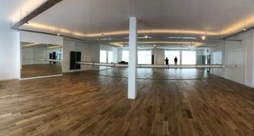 Heritage Dance Studio in Edinburgh, interior view of the studio showing off the space.