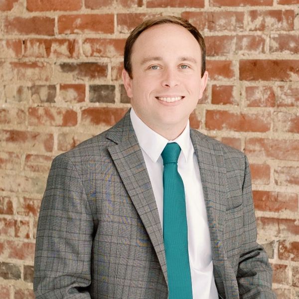 Matt Woods, attorney for Woods Law headshot. Matt practices in Northern Kentucky.