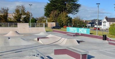 Llangefni Urban Sports Park skate park and traversing wall