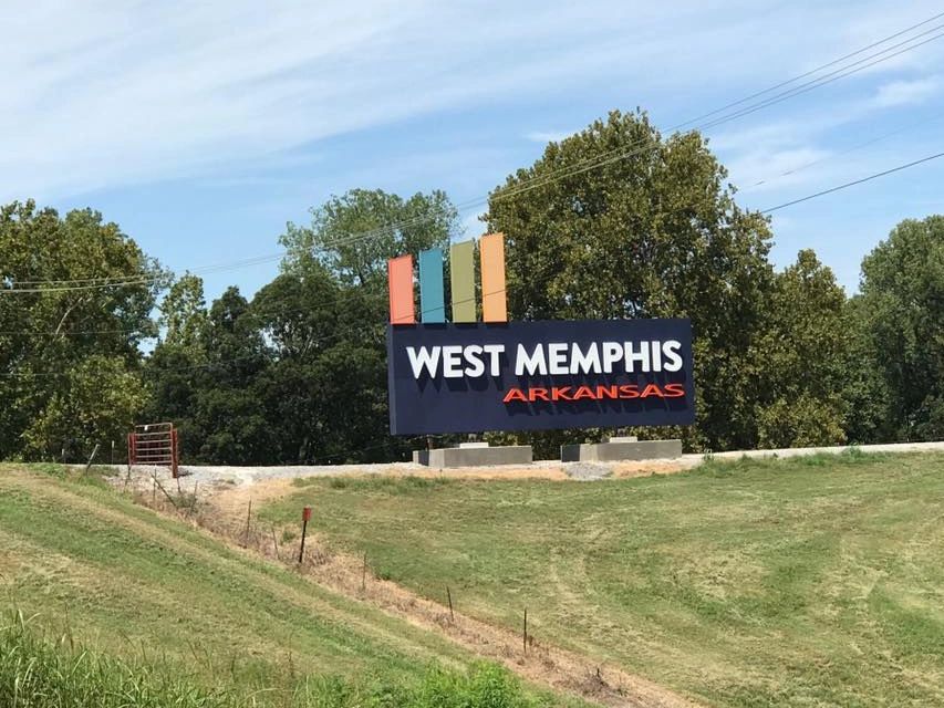 Welcome sign for West Memphis, Arkansas.