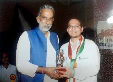 Kavi Prabhat PARWANA Awarded by  Shri Krishan Pal Gujjar, Member of Parliament and Cabinet Minister 