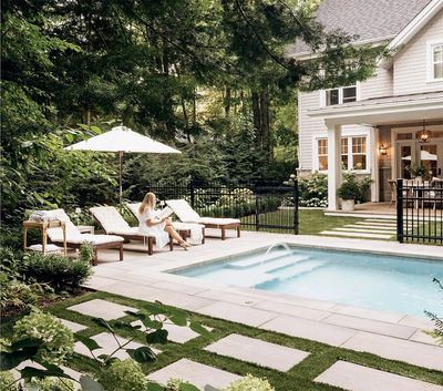 Interlocking Paver installation in Chomedey Laval for a luxury residence