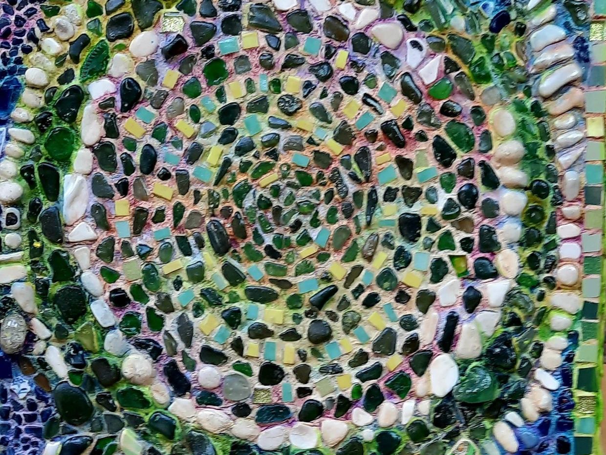 green spiral mosaic