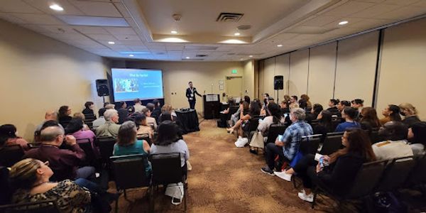Robert Holloway presenting at the American Translators Association Annual Conference