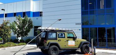 Commercial window cleaning