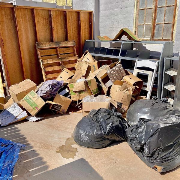 CONSTRUCTION DEBRIS PICK UP
DEBRIS PICK UP IN YUMA, ARIZONA
RECYCLE 
JUNK REMOVAL IN YUMA, ARIZONA