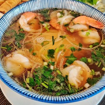 Pho Shrimps (Beef Broth)