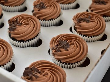 callebaut chocolate cupcakes with chocolate sprinkles