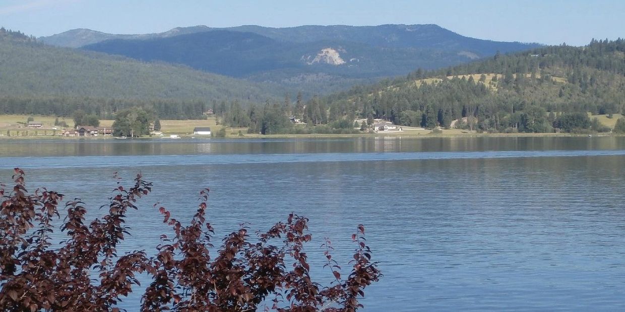 Landscape waterfront view of Chewelah, Washington