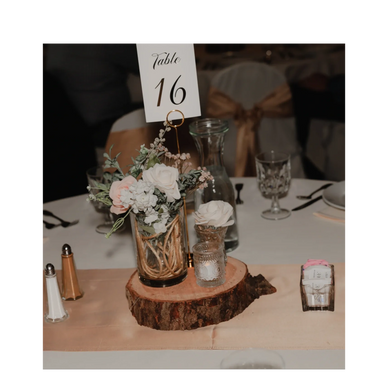 No matter what size of event or style that you want, we can take care of making it look spectacular.