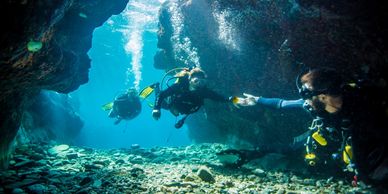 Dive sites: Little Grotto