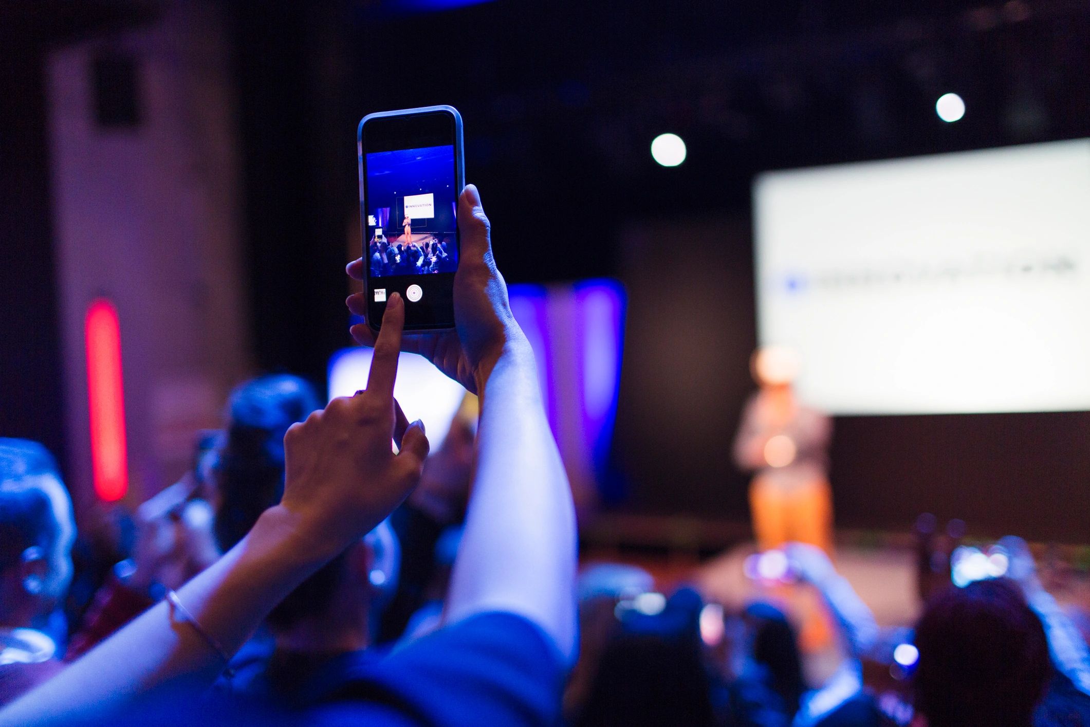 GROW YOUR BUSINESS BY BUILDING YOUR IMAGE BRAND
