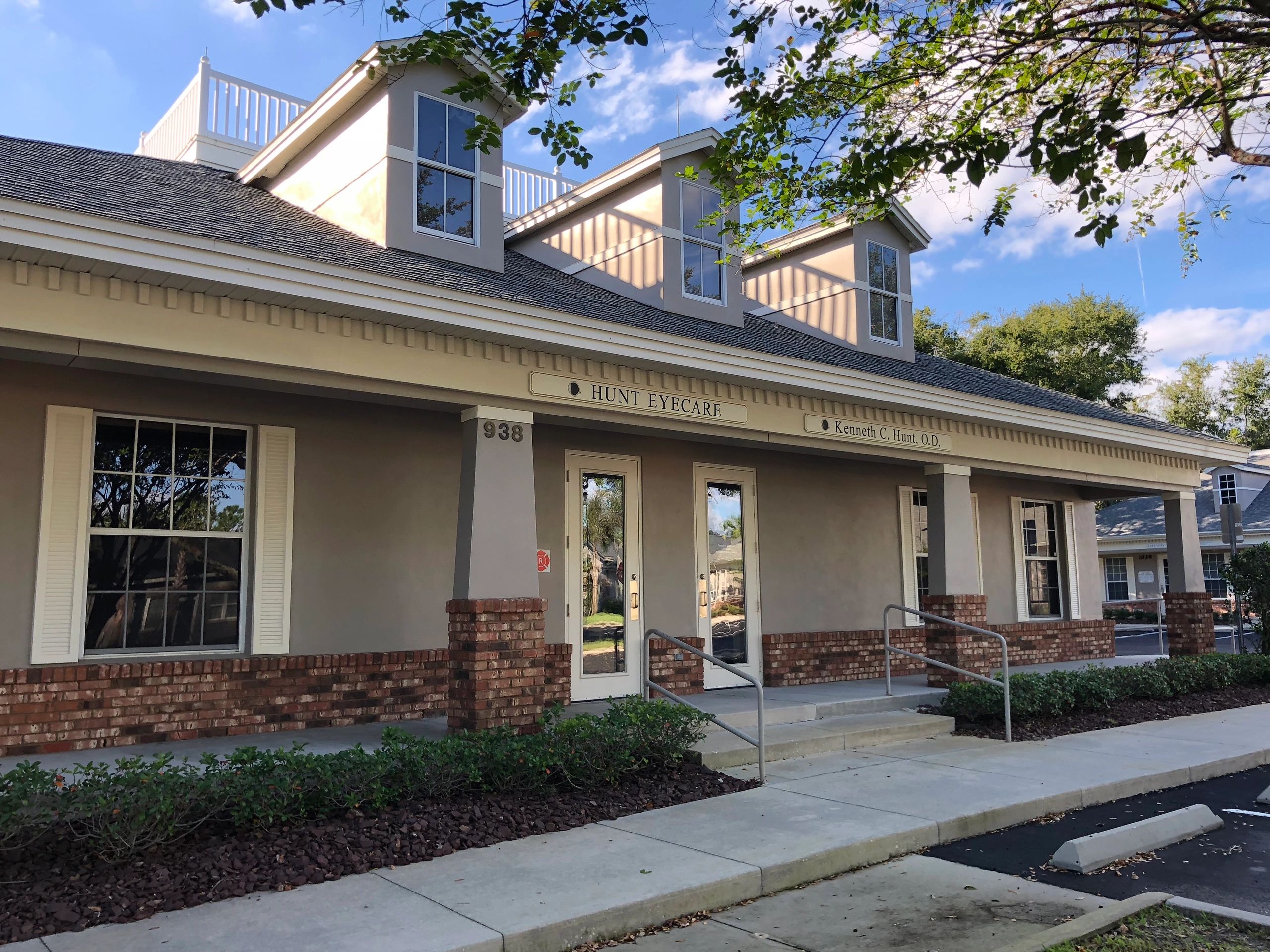 Hunt Eyecare Eye Doctor in Lake Mary Sanford, Florida