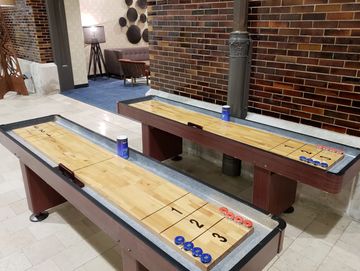 Chicago Shuffleboard Table Rentals - Chicago, IL