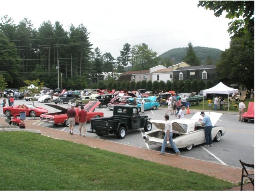 The inaugural event took place in September 2008 with 114 cars in attendance. The show venue was cre