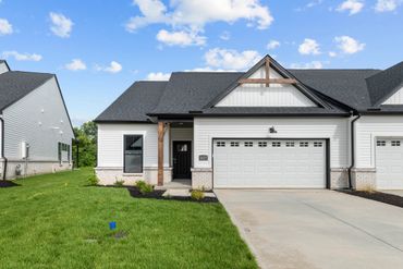 Real estate exterior home photos
