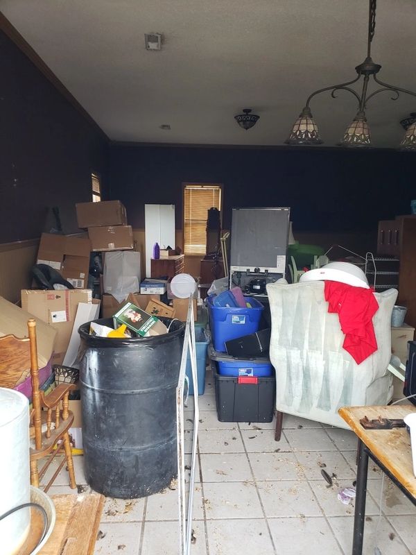 Hoarder home clean out Pooler ga LowCountry Junk Removal 